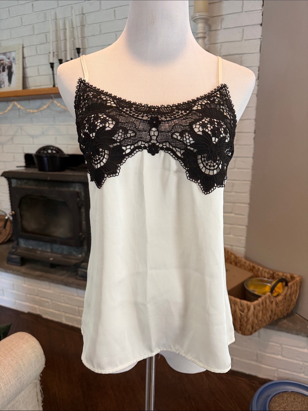 H&M Lace Accent Camisole | Size XS
